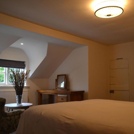 The Nags Head Hotell Montgomery Exteriör bild